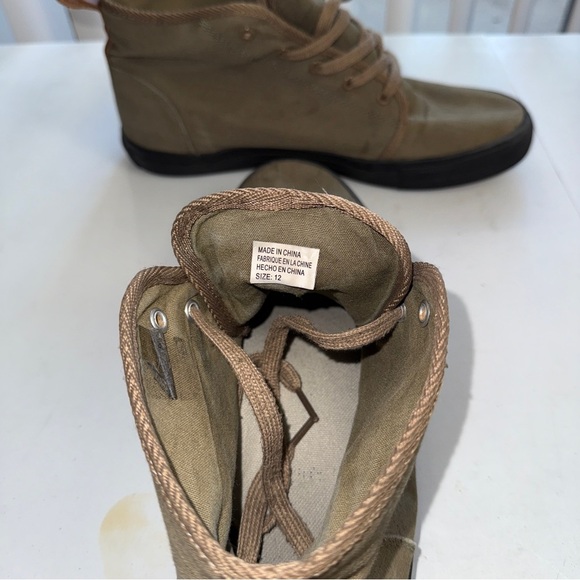 Urban Outfitters Men's Tan High-Top Sneakers - Picture 3 of 4